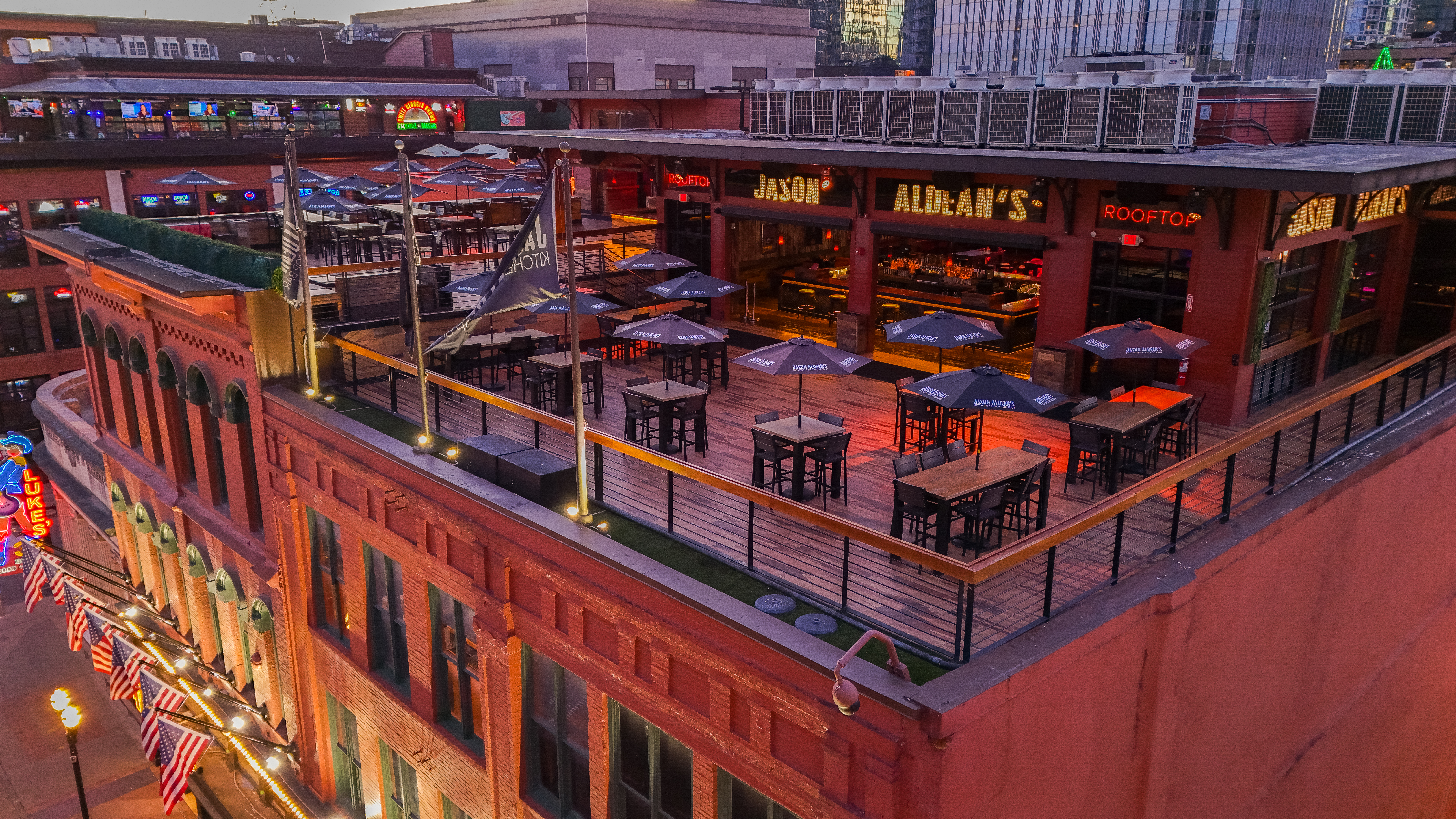 TCRG  305 Building Real Estate Photos1 1