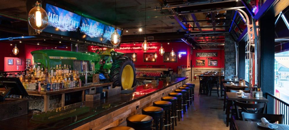 Gatlinburg Bar at Jason Aldeans